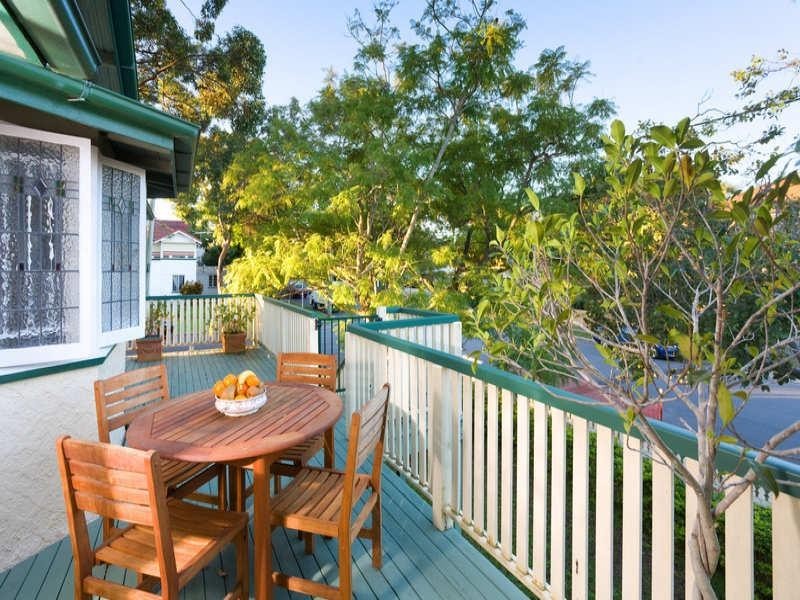 2 Maxwell Street, Clayfield QLD 4011