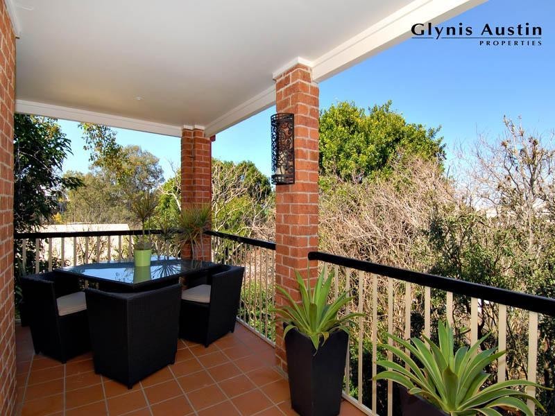 4/68 Waverley Road, Taringa QLD 4068