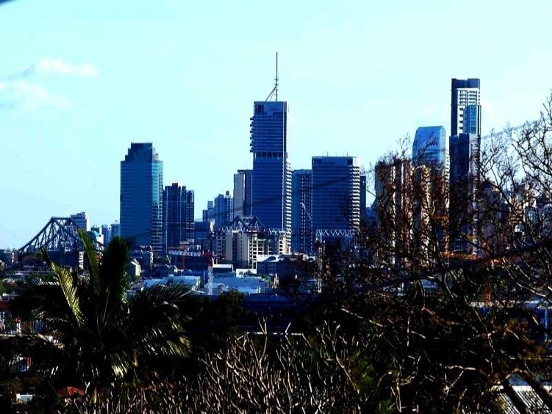 59 Crescent Road, Hamilton QLD 4007