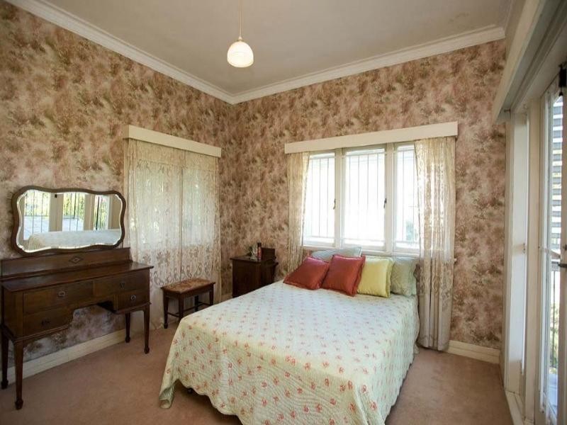 59 Crescent Road, Hamilton QLD 4007