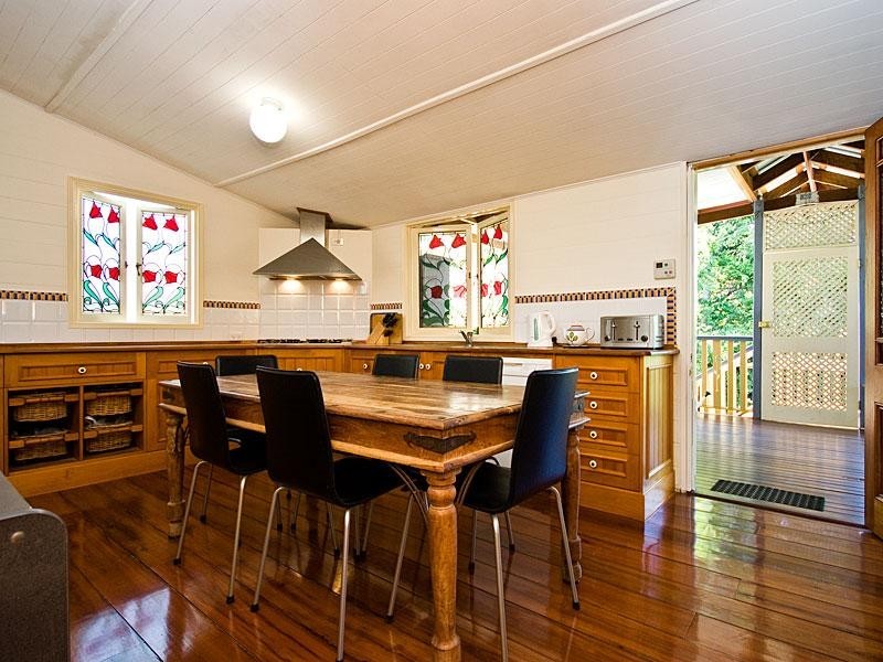 32 Haig Road, Milton QLD 4064
