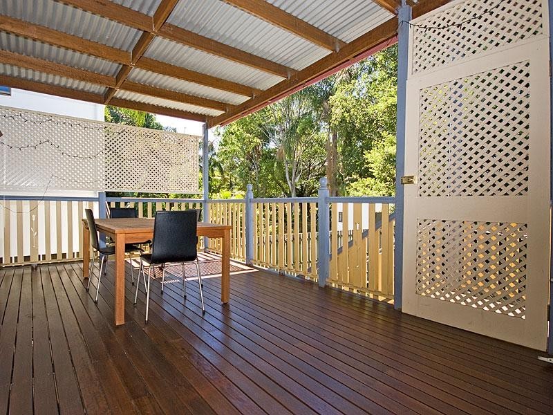 32 Haig Road, Milton QLD 4064