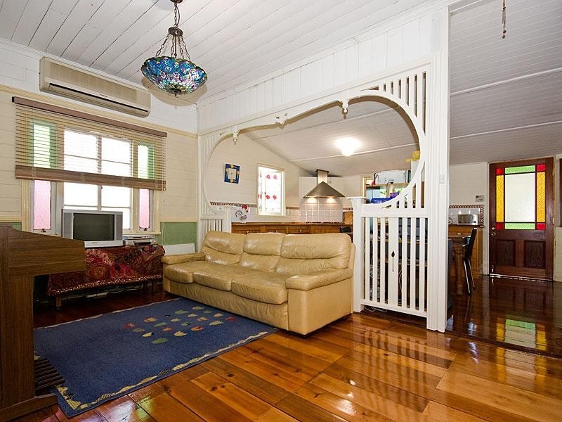 32 Haig Road, Milton QLD 4064