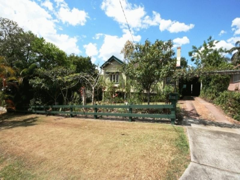 16 Smeaton Street, Coorparoo QLD 4151