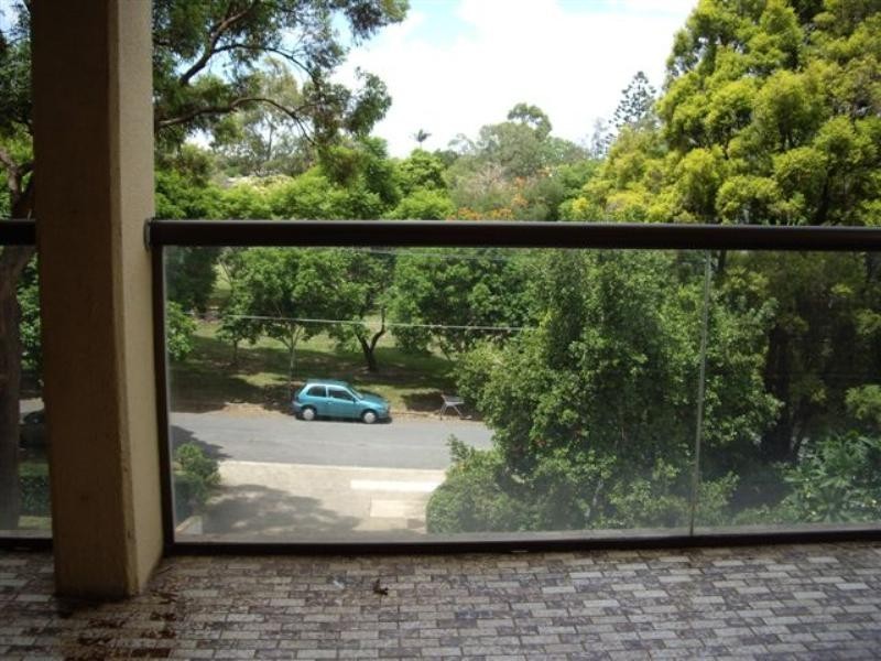 3/12 Bryce Street, St Lucia QLD 4067