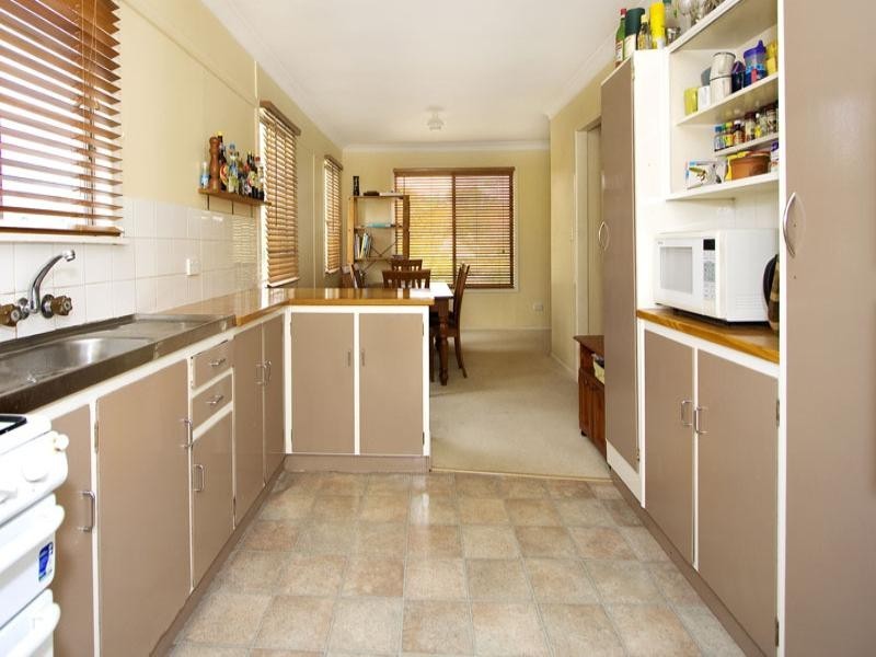 67 Coronation Street, Bardon QLD 4065