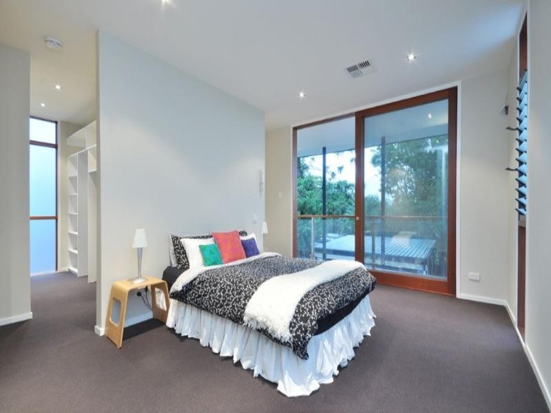 97 Arthur Terrace, Red Hill QLD 4059