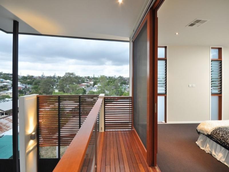 97 Arthur Terrace, Red Hill QLD 4059