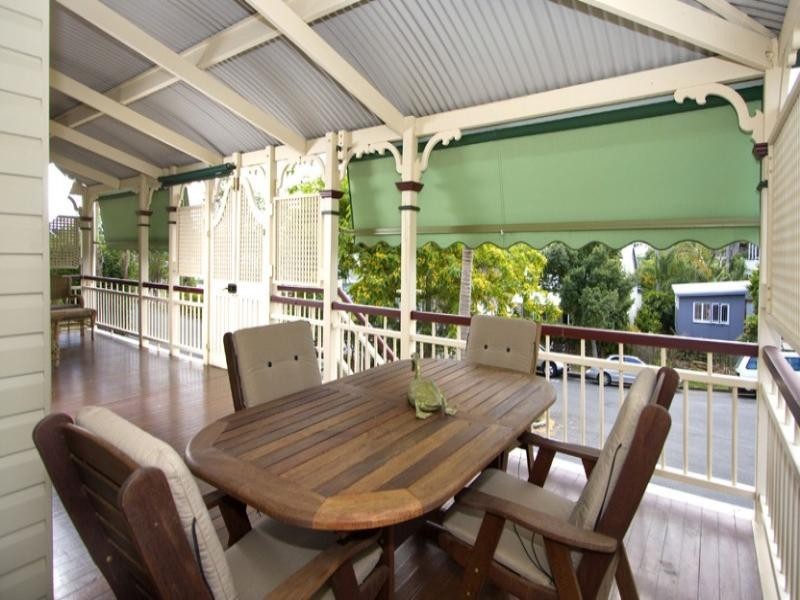 1/10 Cook Street, Red Hill QLD 4059