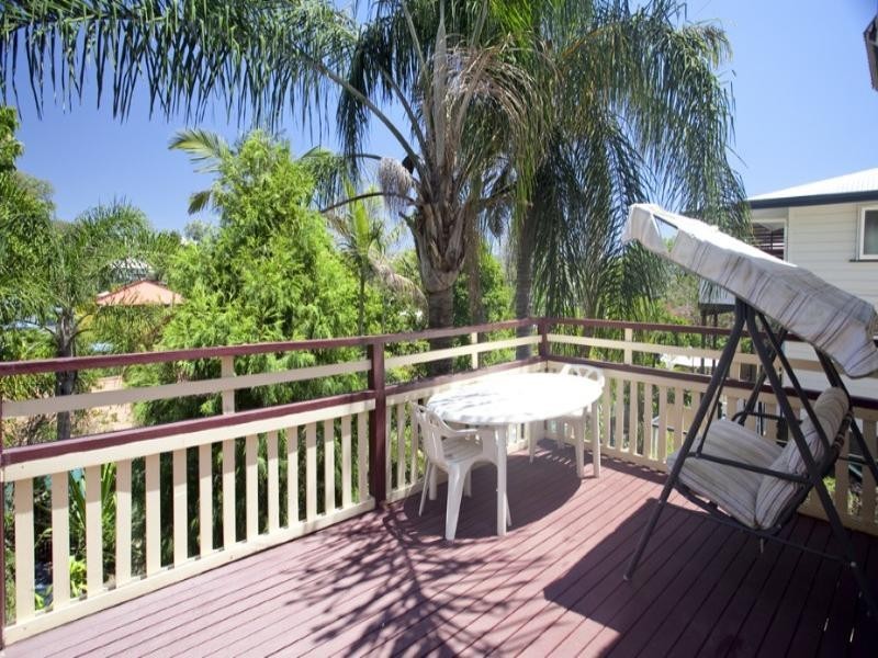 6 Arthur Terrace, Red Hill QLD 4059