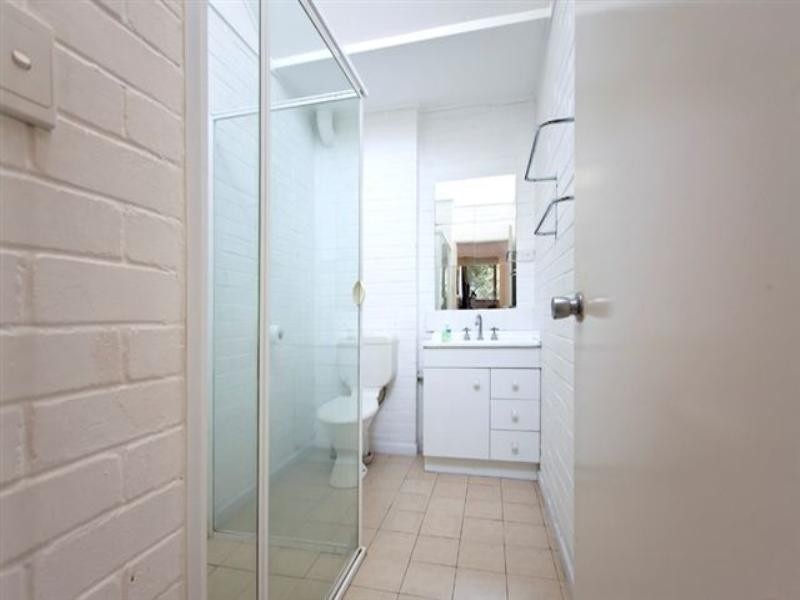 1/50 Forrester Terrace, Bardon QLD 4065