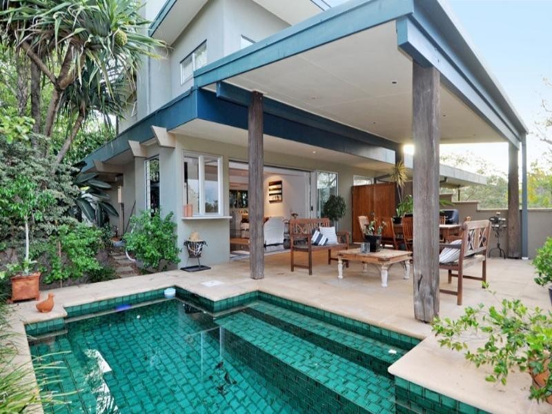 35a Dudley Street, Bardon QLD 4065