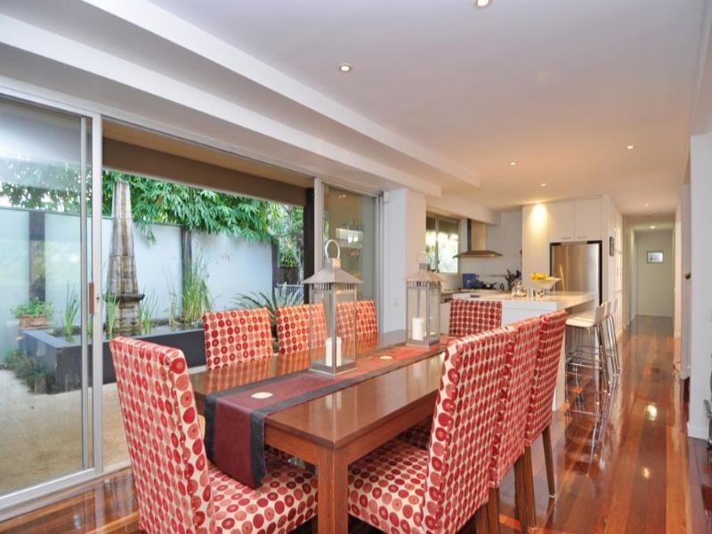 35a Dudley Street, Bardon QLD 4065