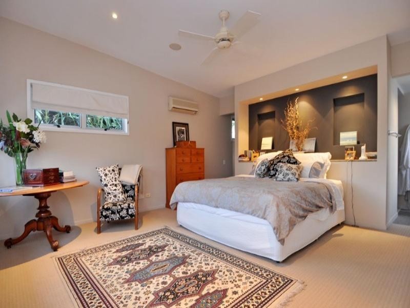 35a Dudley Street, Bardon QLD 4065