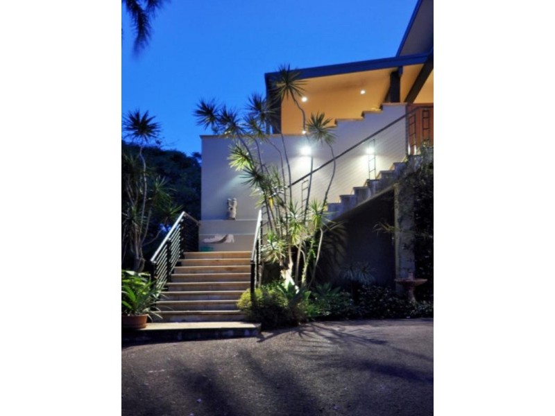 35a Dudley Street, Bardon QLD 4065