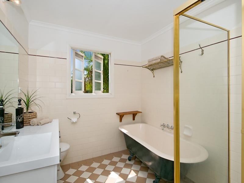 61 Charteris Street, Paddington QLD 4064