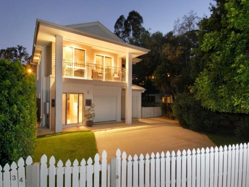 34 Gordon Road, Bardon QLD 4065