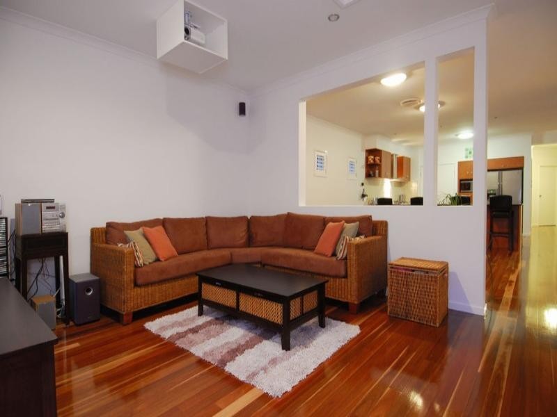 34 Gordon Road, Bardon QLD 4065