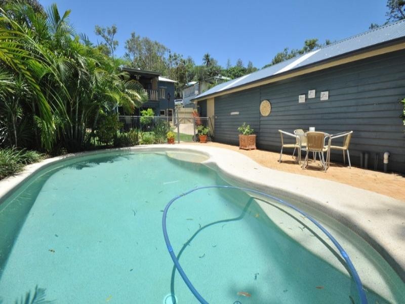 33 Rouen Road, Bardon QLD 4065