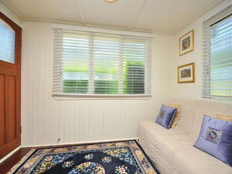 33 Rouen Road, Bardon QLD 4065