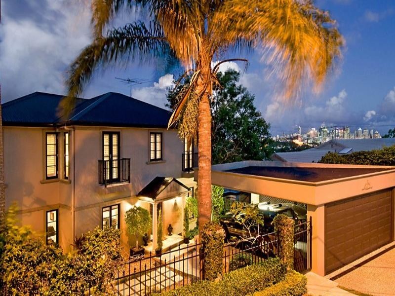 93 Birdwood Terrace, Auchenflower QLD 4066