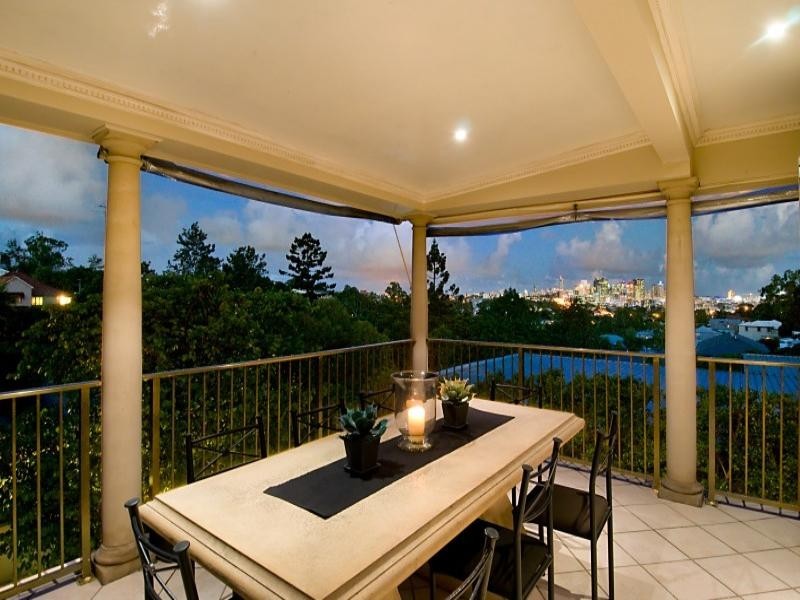 93 Birdwood Terrace, Auchenflower QLD 4066