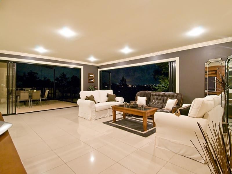 93 Birdwood Terrace, Auchenflower QLD 4066