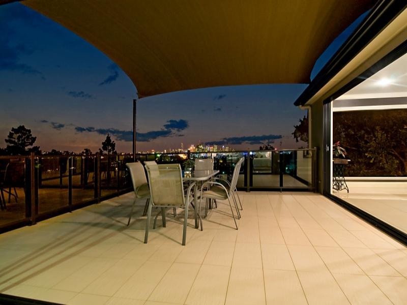 93 Birdwood Terrace, Auchenflower QLD 4066