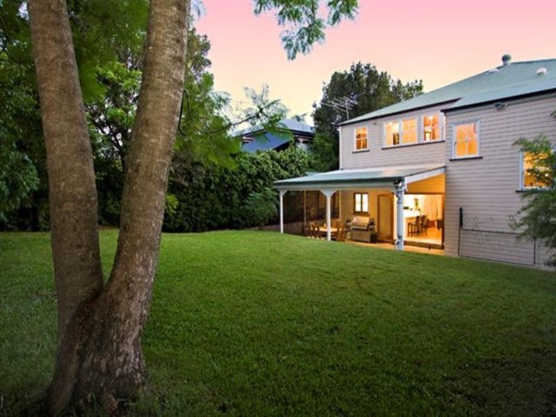 17 Corbie Street, Ashgrove QLD 4060