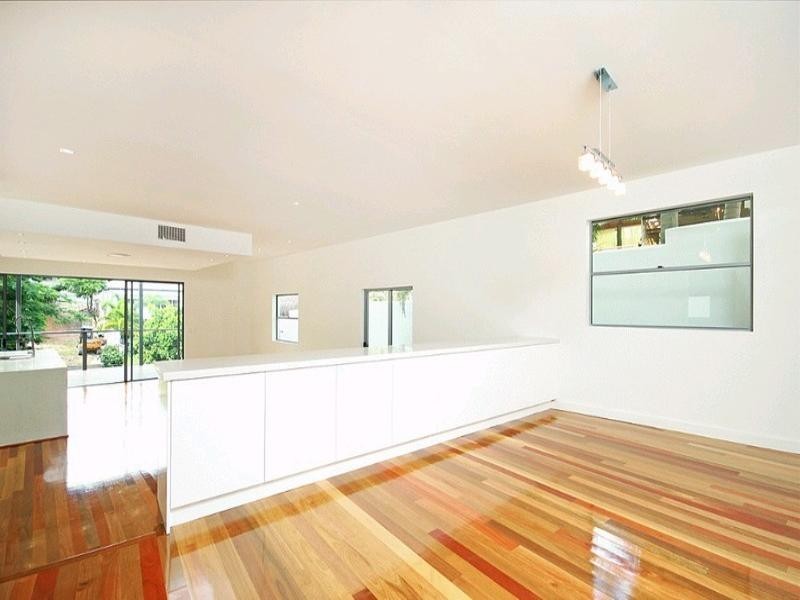 31 Pine Street, Hamilton QLD 4007