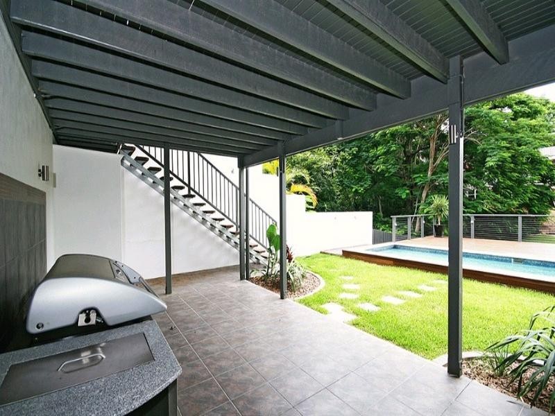 31 Pine Street, Hamilton QLD 4007