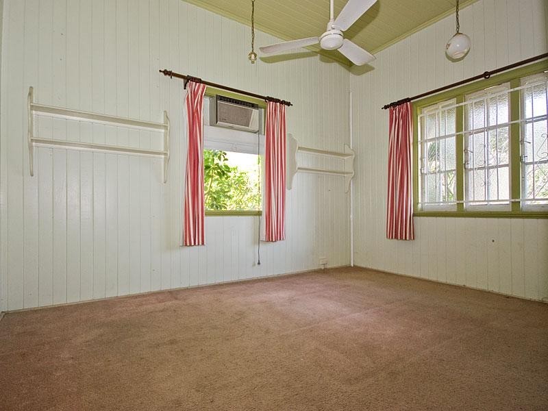 91 Mildmay Street, Fairfield QLD 4103