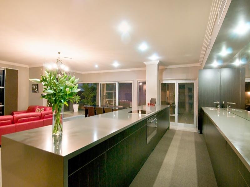 1 Parkway Crescent, Murrumba Downs QLD 4503