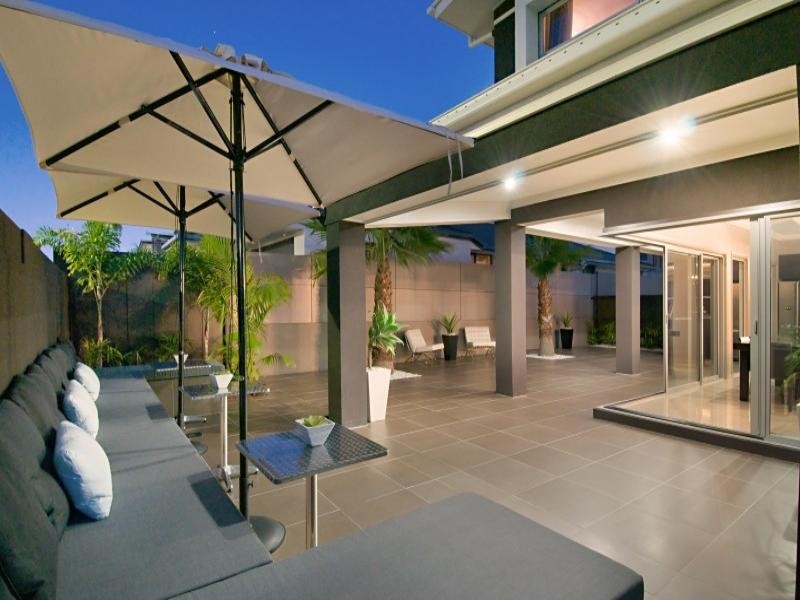 1 Parkway Crescent, Murrumba Downs QLD 4503