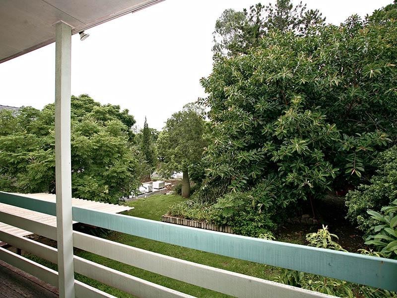 33 Twigg Street, Indooroopilly QLD 4068