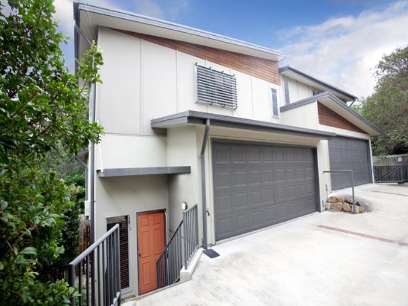 2/11 Terrace Street, Newmarket QLD 4051