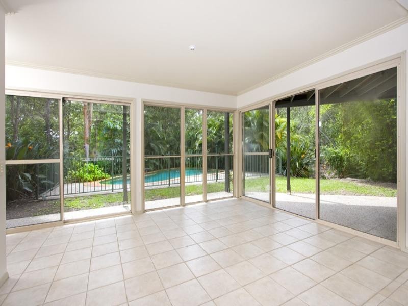 16 Tristania Drive, Bardon QLD 4065