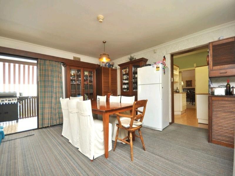 6 The Drive, Bardon QLD 4065