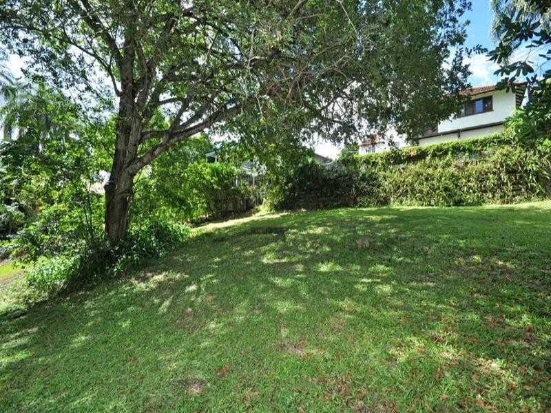 6 The Drive, Bardon QLD 4065