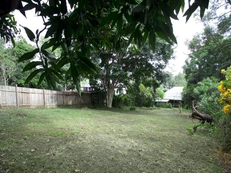 26 Lorward Avenue, Bardon QLD 4065