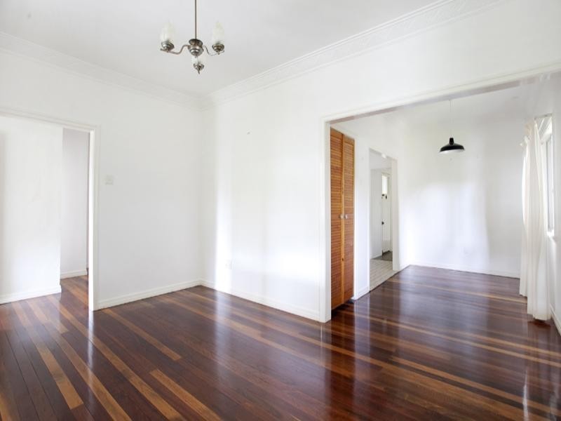 26 Lorward Avenue, Bardon QLD 4065