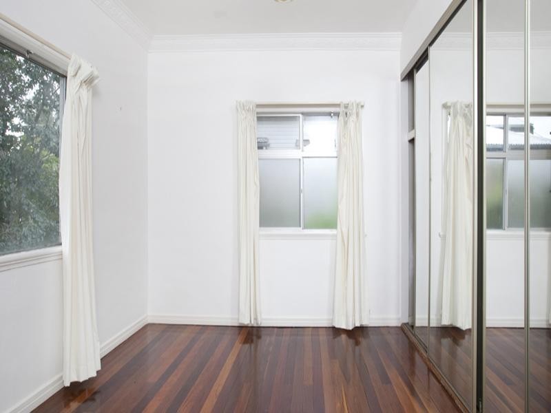 26 Lorward Avenue, Bardon QLD 4065