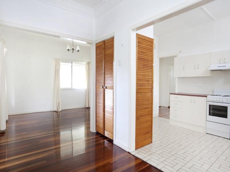 26 Lorward Avenue, Bardon QLD 4065