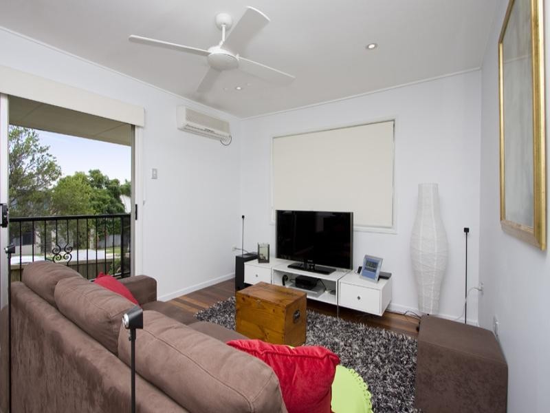 1/15 Agnes Street, Morningside QLD 4170