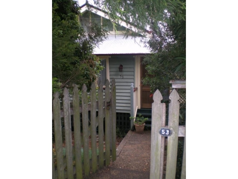 53 Simpsons Road, Bardon QLD 4065