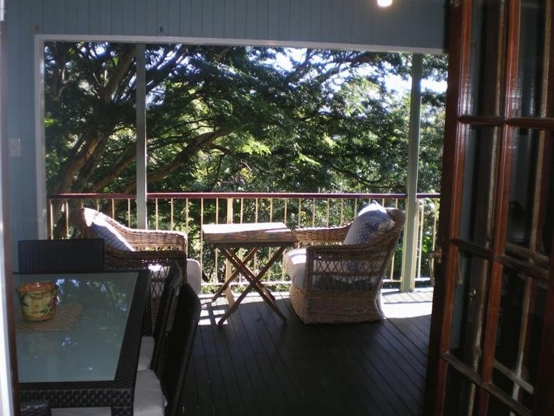 53 Simpsons Road, Bardon QLD 4065