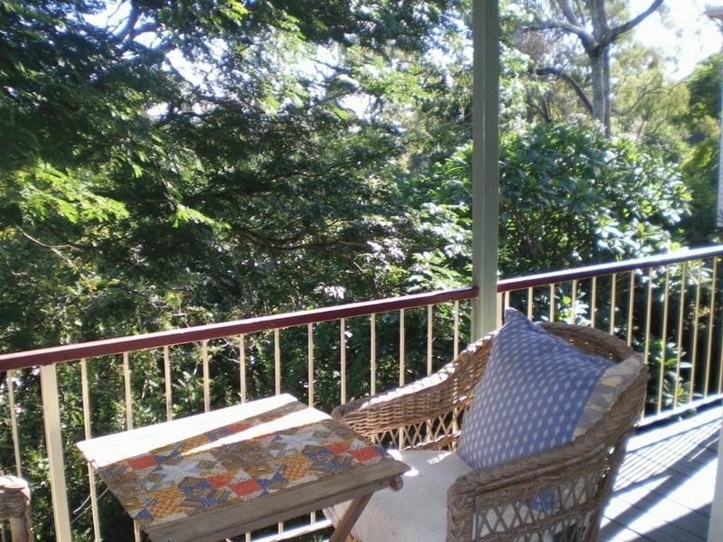 53 Simpsons Road, Bardon QLD 4065