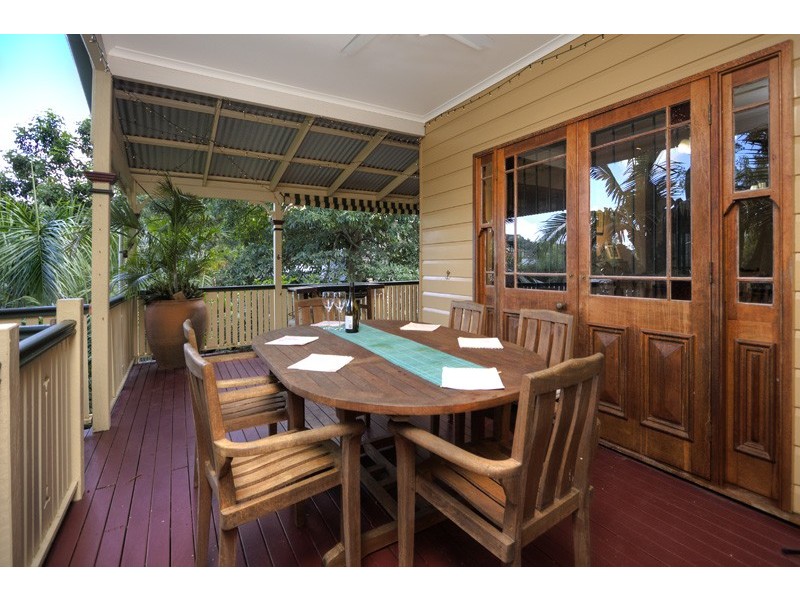 44 Mackay Terrace, Bardon QLD 4065