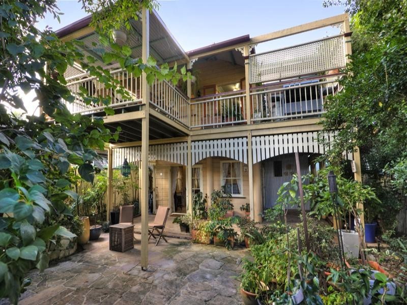 16a Eldridge Street, Toowong QLD 4066