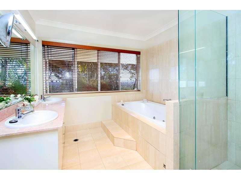 6 Granite Park Drive, The Gap QLD 4061